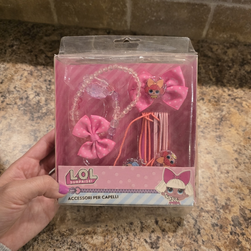 L.O.L. Surprise! hair accessory set New In Box
